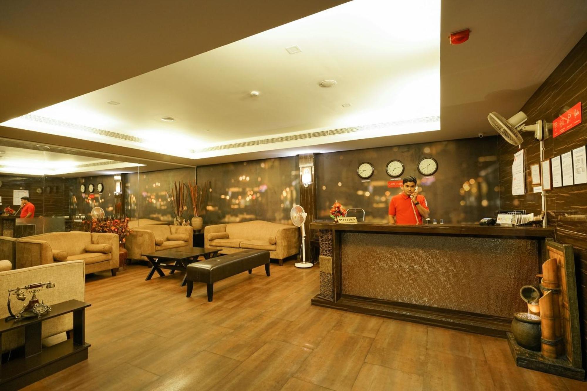 Super Townhouse Mookkannoor Tourist Home Angamali Εξωτερικό φωτογραφία